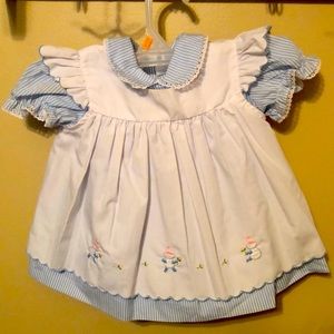 Child’s apron dress